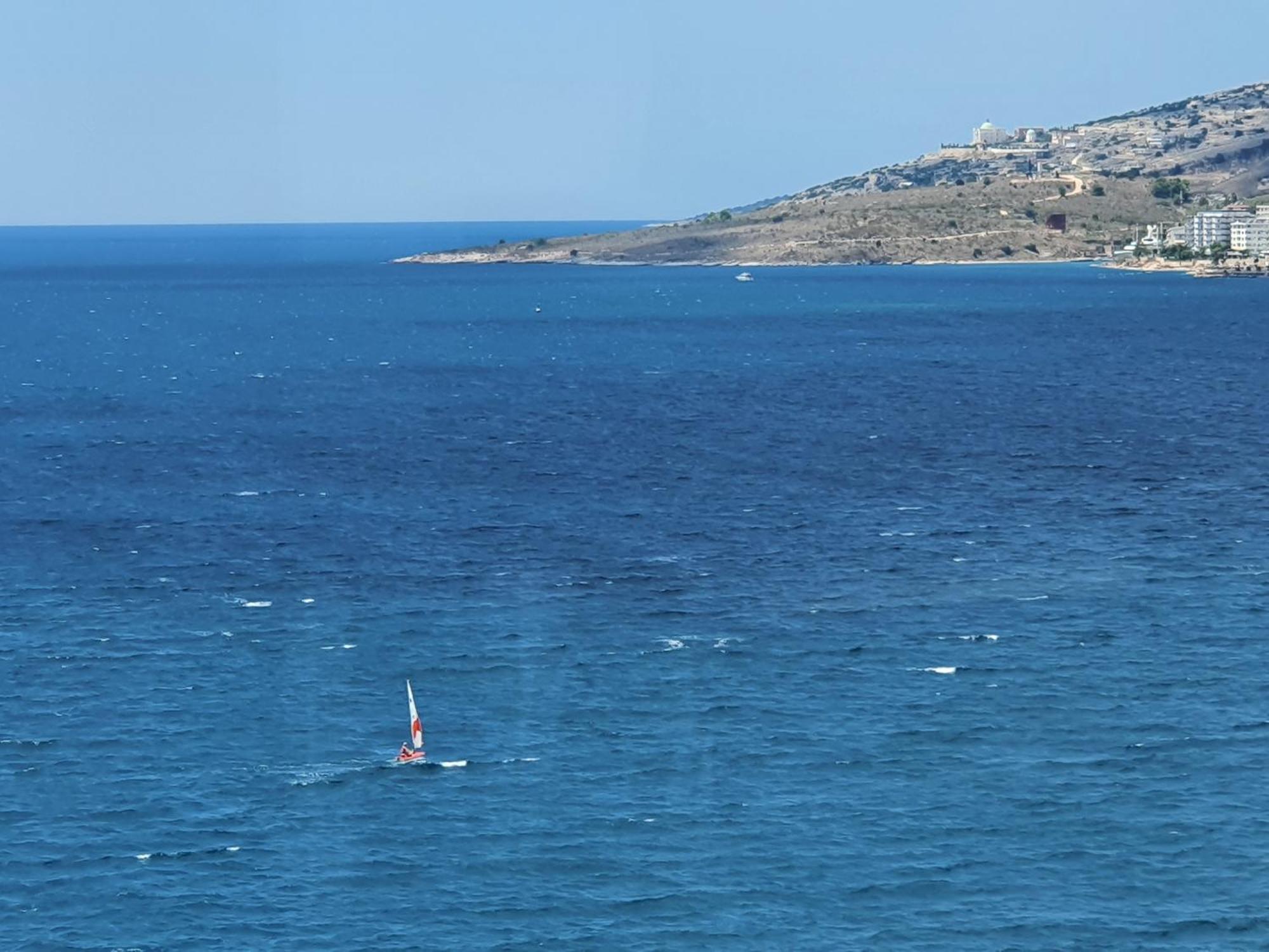 Lookout Apartments Saranda Szoba fotó
